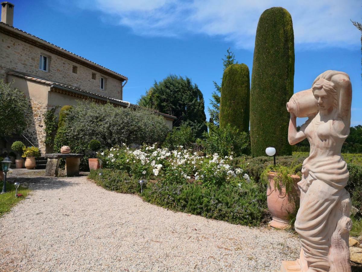 Domaine La Condamine Le Brave Casa de hóspedes *